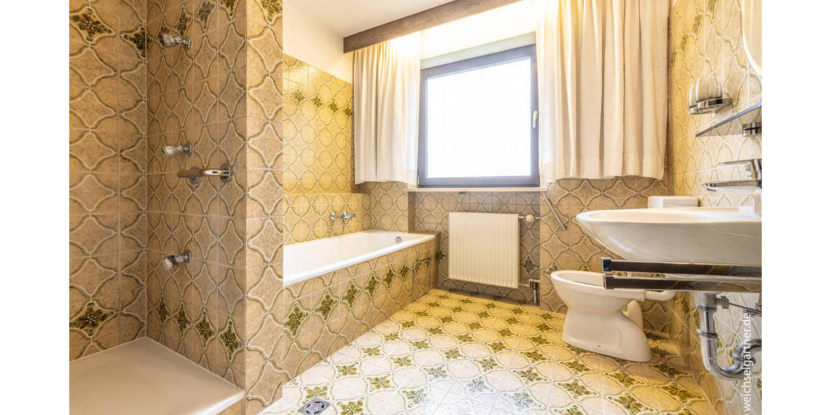 Einfamilienhaus Eichenau - 8 Zimmer, 199 m&sup2;, 1.390.000&euro; | Angebot:25728774