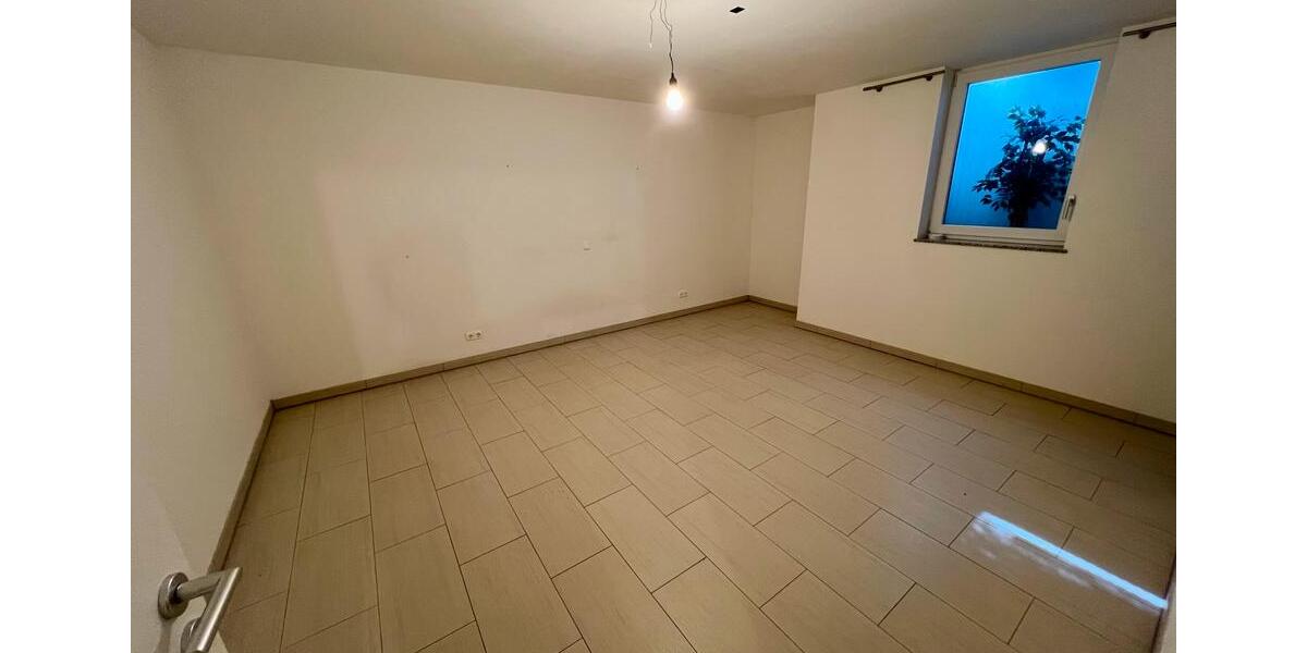 Erdgeschoßwohnung München Moosach - 3.5 Zimmer, 71 m&sup2;, 640.000&euro; | Angebot:25414264