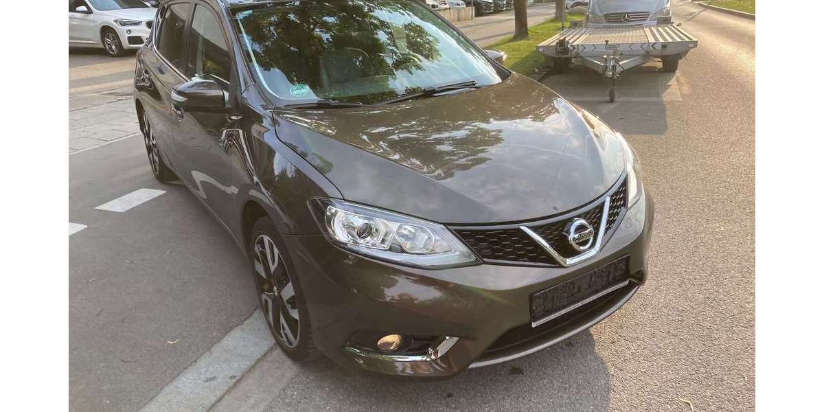 Nissan Pulsar 47.000 km 10.800 &euro; München 80687