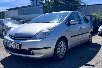 Toyota Prius 295.300 km 3.699 &euro; München 80807