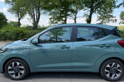 Hyundai i10 14.900 km 14.999 &euro; Olching 82140