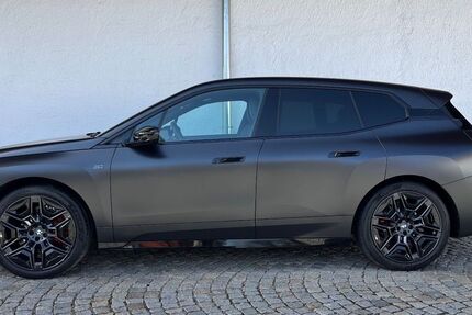 BMW iX 9.886 km 91.490 &euro; München 81245