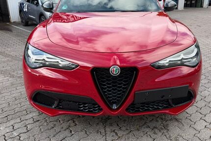 Alfa Romeo Stelvio 22.575 km 39.990 &euro; München 81827