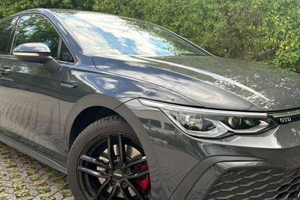 VW Golf 62.500 km 27.150 &euro; Munchen 81539