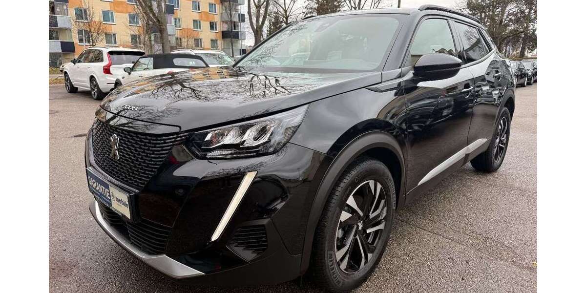 Peugeot 2008 31.000 km 14.999 &euro; München 81243