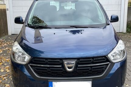 Dacia Dokker 240.000 km 5.299 &euro; München 81671