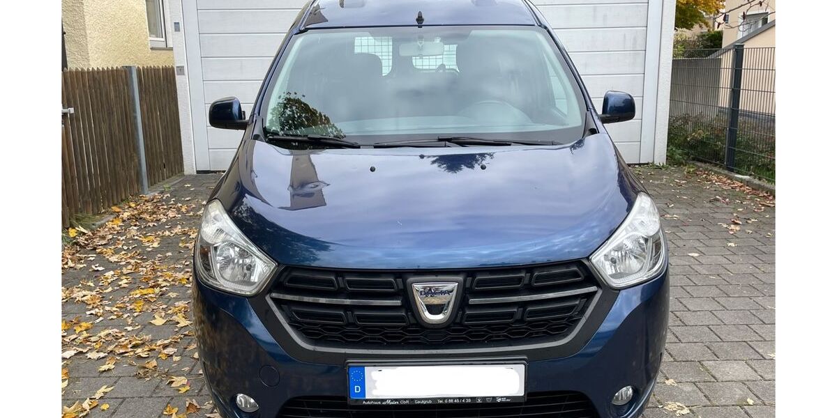 Dacia Dokker 240.000 km 5.299 &euro; München 81671
