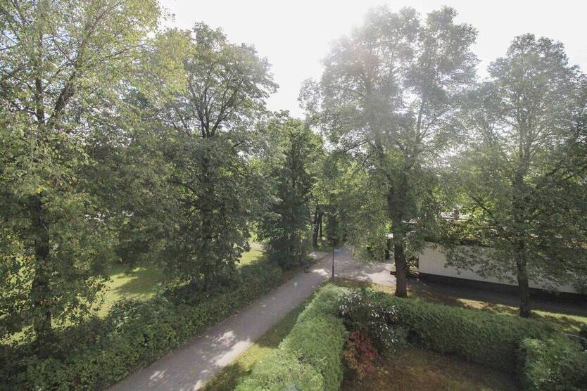 Familienleben in autofreier und ruhiger Lage, direkt neben dem Park