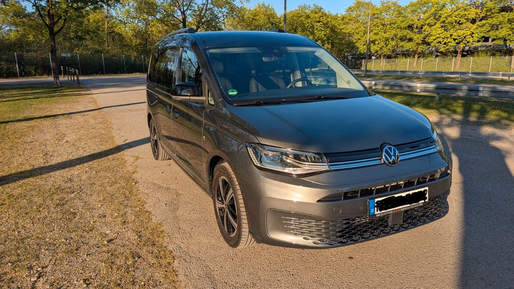 VW Caddy Maxi 31.500 km 52.000 &euro; München 80687