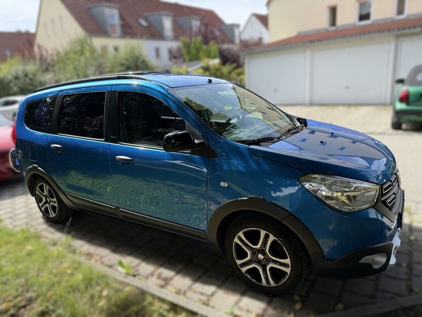 Dacia Lodgy 50.476 km 12.200 € Dachau 85221