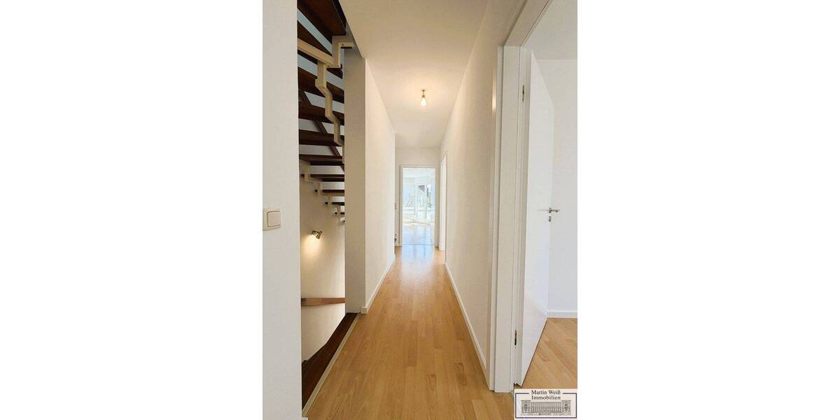 Reihenendhaus München Thalk.Obersendl.-Forsten-Fürstenr.-Solln - 5 Zimmer, 125 m&sup2;, 2.795&euro; | Angebot:25986381