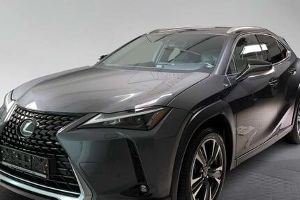 Lexus UX 50.000 km 28.890 &euro; München 80339