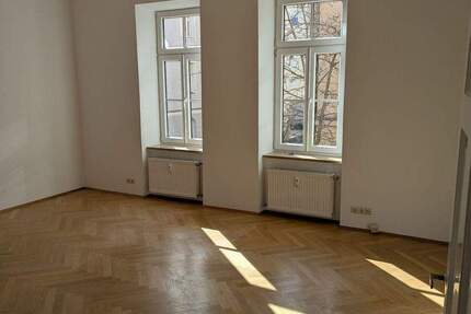 Wohnung München Schwabing-Freimann - 5 Zimmer, 154 m&sup2;, 3.500&euro; | Angebot:25385325