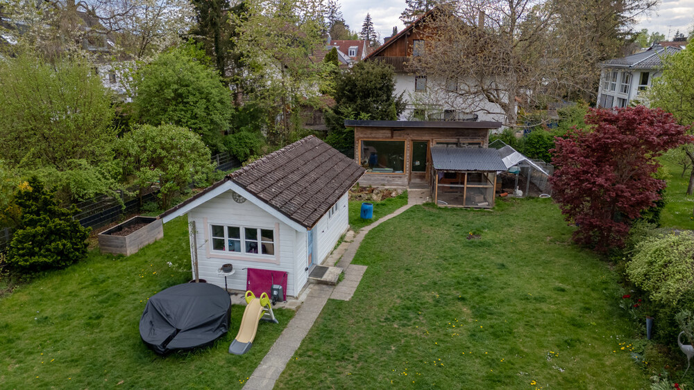Großzügiges, ca. 967 qm Grundstück mit Altbestand in bester Lage von Waldtrudering zimmer
