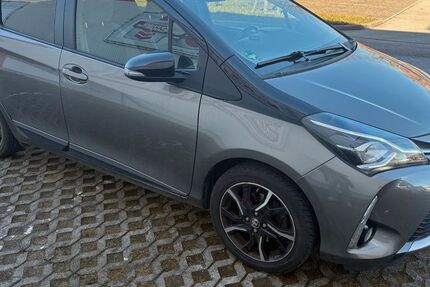 Toyota Yaris 103.000 km 10.600 &euro; München 81243