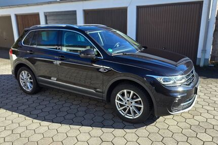 VW Tiguan 73.000 km 26.900 &euro; Ottobrunn 85521