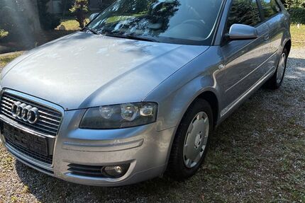 Audi A3 194.000 km 2.199 &euro; München 81739