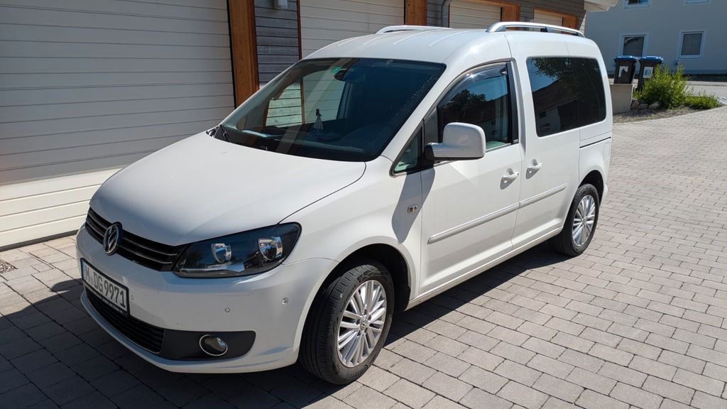 VW Caddy 180.000 km 9.200 &euro; München 80804