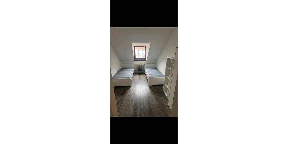 Einfamilienhaus München Trudering - 6 Zimmer, 160 m&sup2;, 4.500&euro; | Angebot:26168869