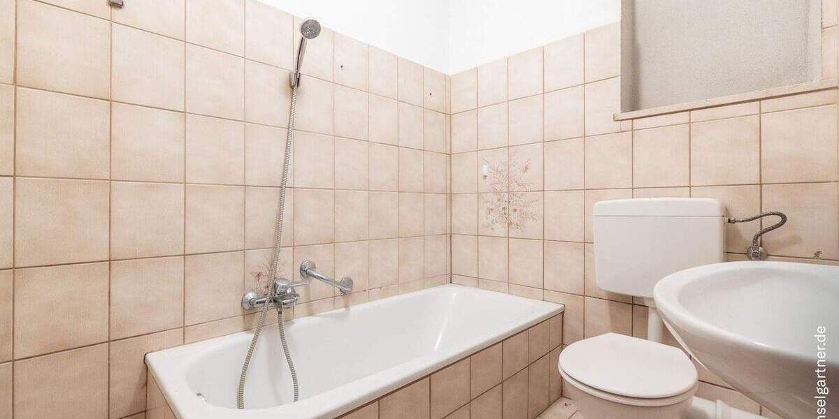 Doppelhaushälfte München Allach-Untermenzing - 6 Zimmer, 122 m&sup2;, 950.000&euro; | Angebot:25877212