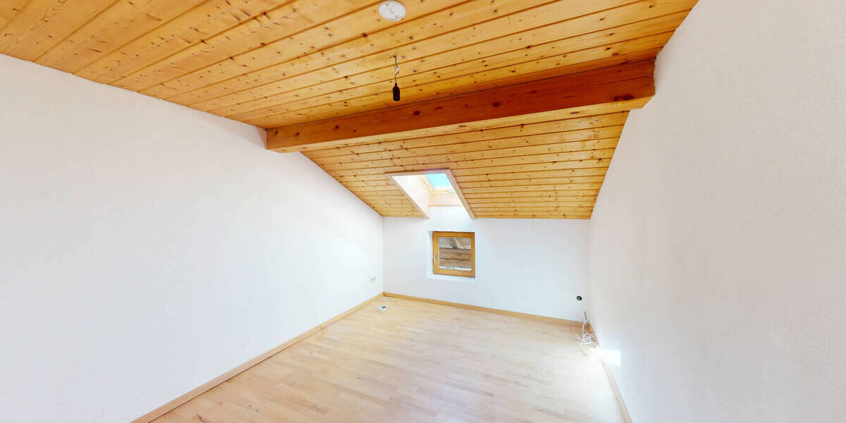 Doppelhaushälfte Holzkirchen - 8 Zimmer, 193 m&sup2;, 1.125.000&euro; | Angebot:25662934