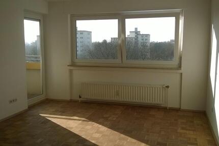 sehr helle und ruhige 3-Zimmer-Wohnung in Pasing 3 zimmer