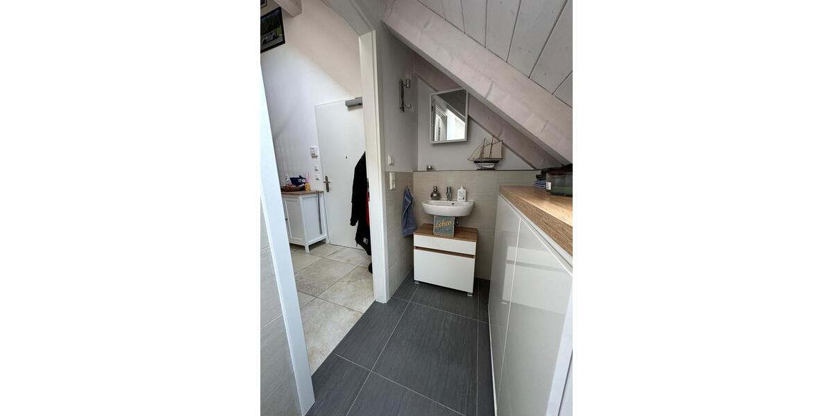 Dachgeschoßwohnung Gauting - 4 Zimmer, 116 m&sup2;, 1.790&euro; | Angebot:25649101