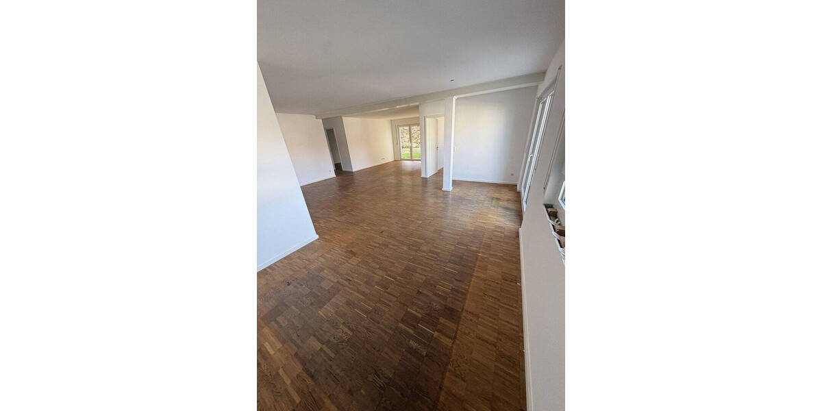 Etagenwohnung Gauting OT-Oberbrunn Oberbrunn - 3 Zimmer, 123 m&sup2;, 1.790&euro; | Angebot:26089476
