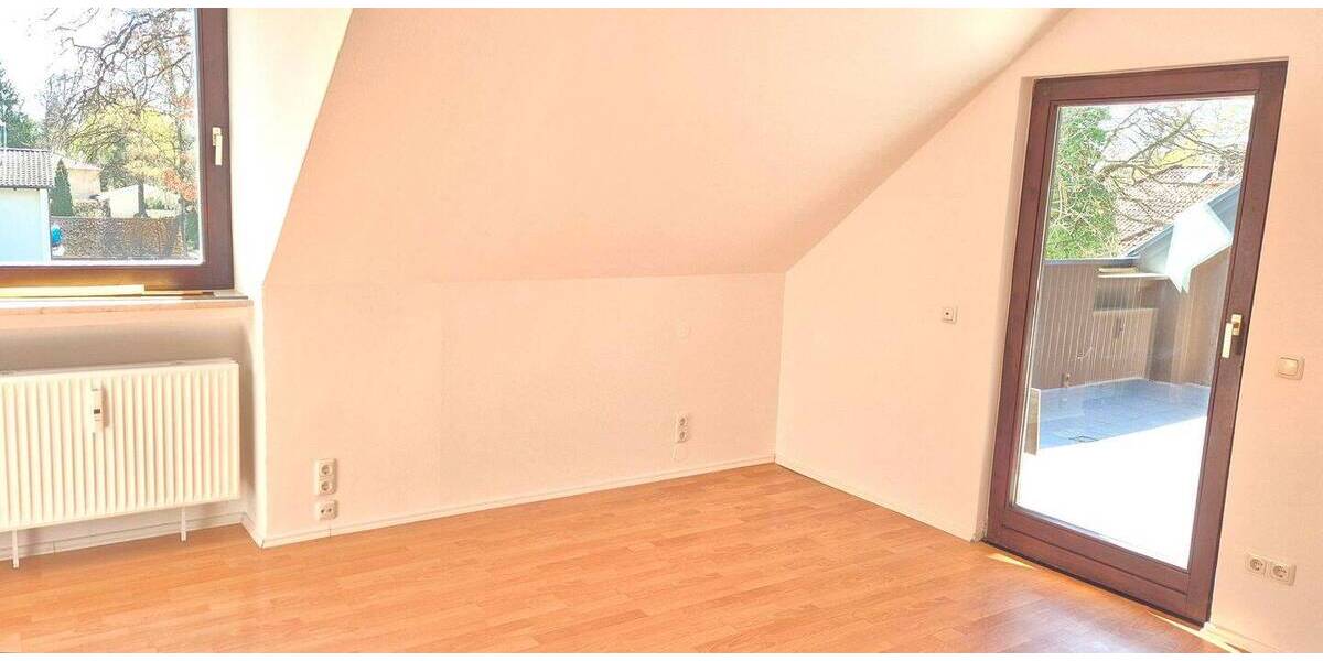 Etagenwohnung München Trudering-Riem - 6 Zimmer, 142 m&sup2;, 1.900&euro; | Angebot:26141129