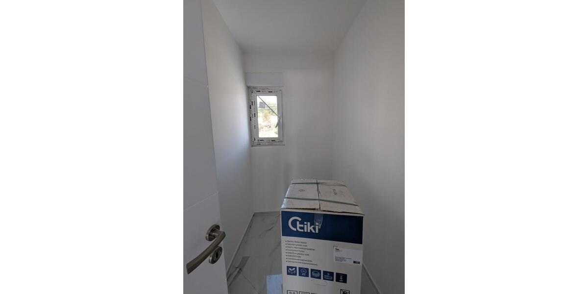 Etagenwohnung Hallbergmoos - 9 Zimmer, 236 m&sup2;, 175.000&euro; | Angebot:25823355