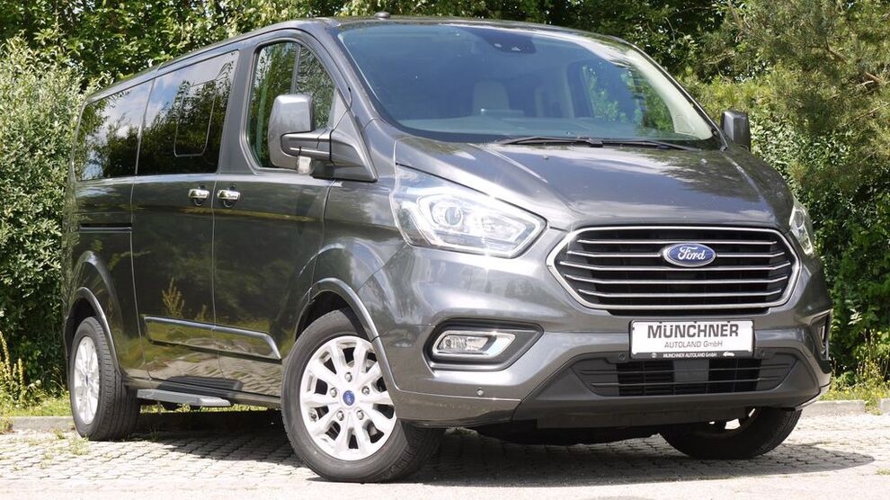 Ford Tourneo Custom 165.000 km 26.900 € München 81243