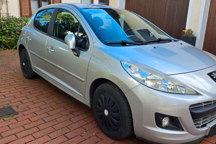 Peugeot 207 186.000 km 1.500 &euro; Poing 85586