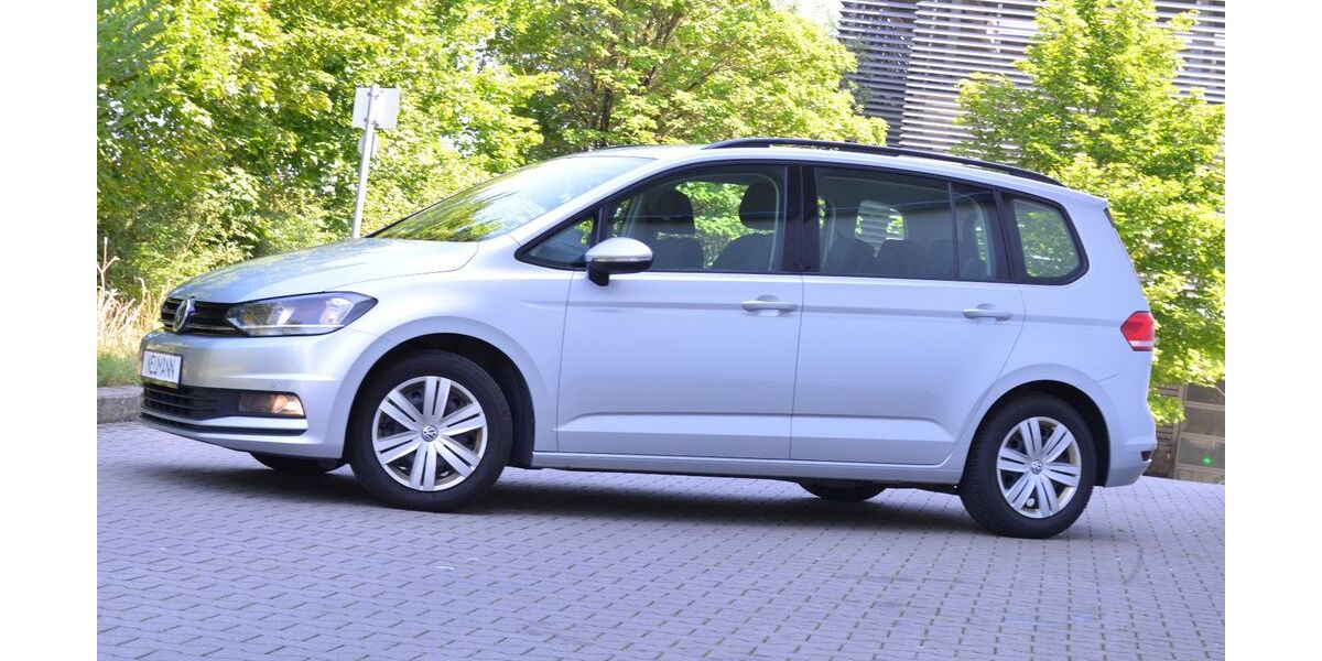 VW Touran 99.000 km 19.980 &euro; München 81243