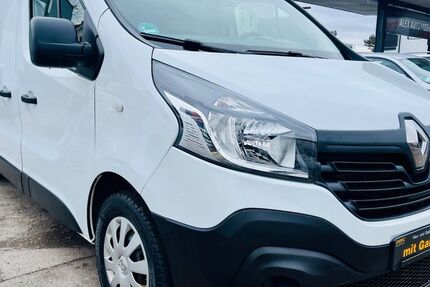 Renault Trafic 72.000 km 10.999 &euro; München 81825