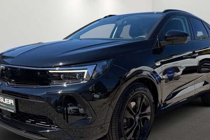 Opel Grandland (X) 31.750 km 22.900 &euro; München 81673