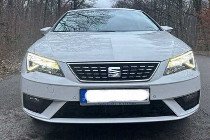 Seat Leon 60.500 km 14.500 &euro; München 82152