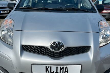 Toyota Yaris 114.000 km 3.990 &euro; München 81825