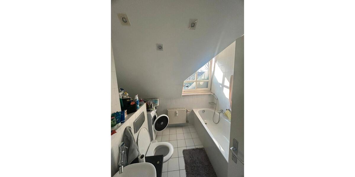 Dachgeschoßwohnung München Sendling-Westpark - 3 Zimmer, 80 m&sup2;, 948&euro; | Angebot:26670278