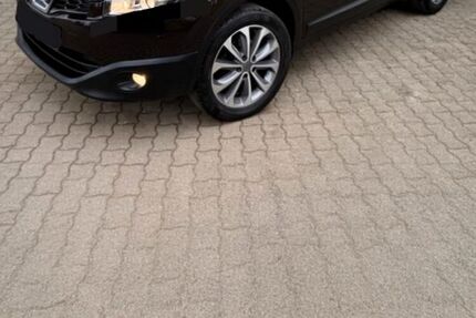 Nissan Qashqai 105.400 km 8.500 &euro; Erdweg 85253