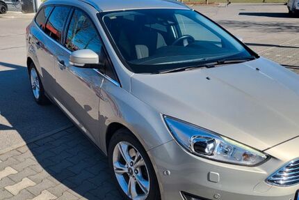 Ford Focus 137.415 km 8.900 &euro; Emmering 82275