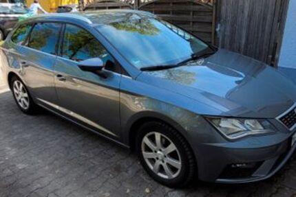 Seat Leon 94.500 km 14.200 &euro; München 81825