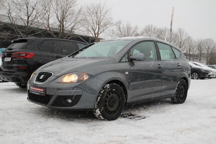 Seat Altea 95.000 km 6.890 &euro; München 81243