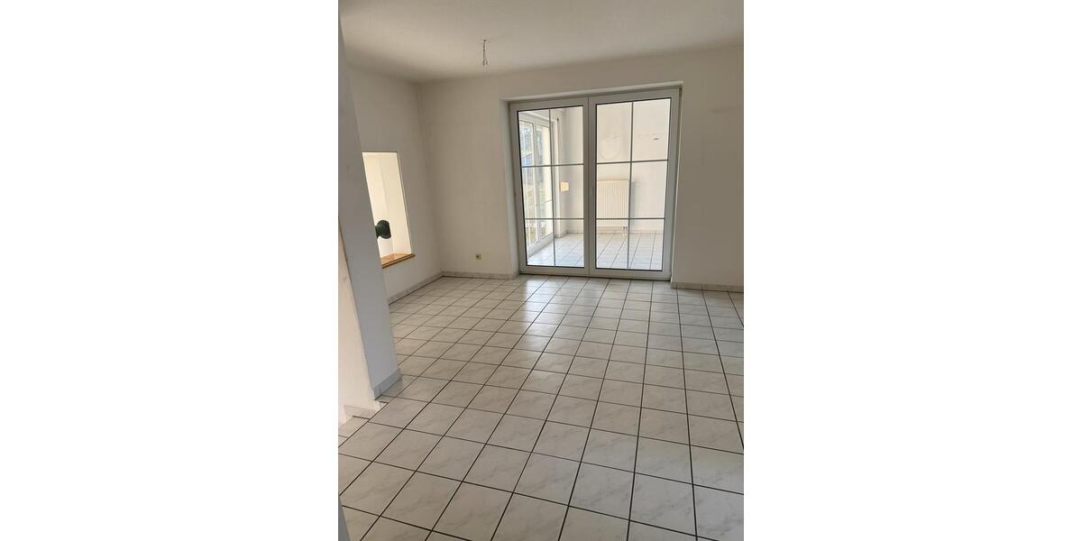 Doppelhaushälfte München Schwabing-Freimann - 6.5 Zimmer, 125 m&sup2;, 1.290&euro; | Angebot:25590829