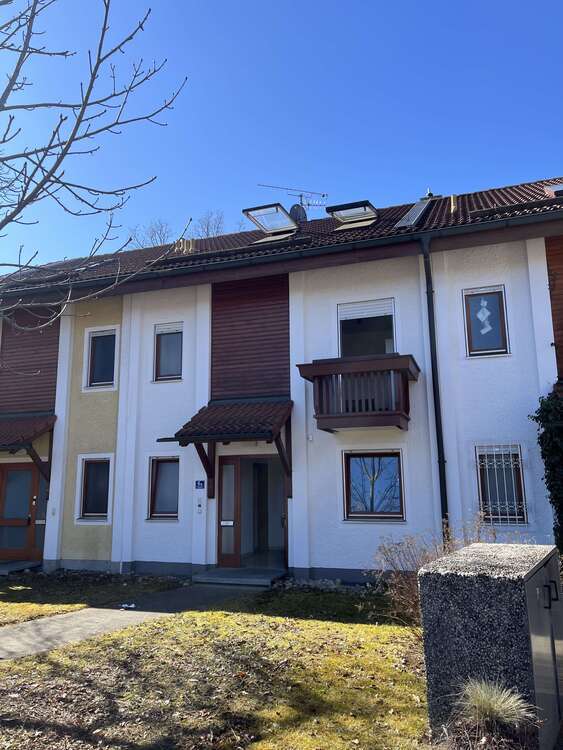 Haus zum Mieten in Vaterstetten 3.300 € 166 m²