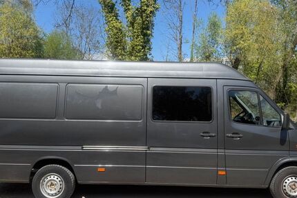 Mercedes-Benz Sprinter 381.000 km 7.999 &euro; München 81243