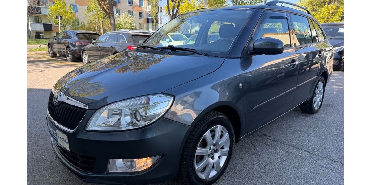 Skoda Fabia 157.702 km 3.950 &euro; München 81243