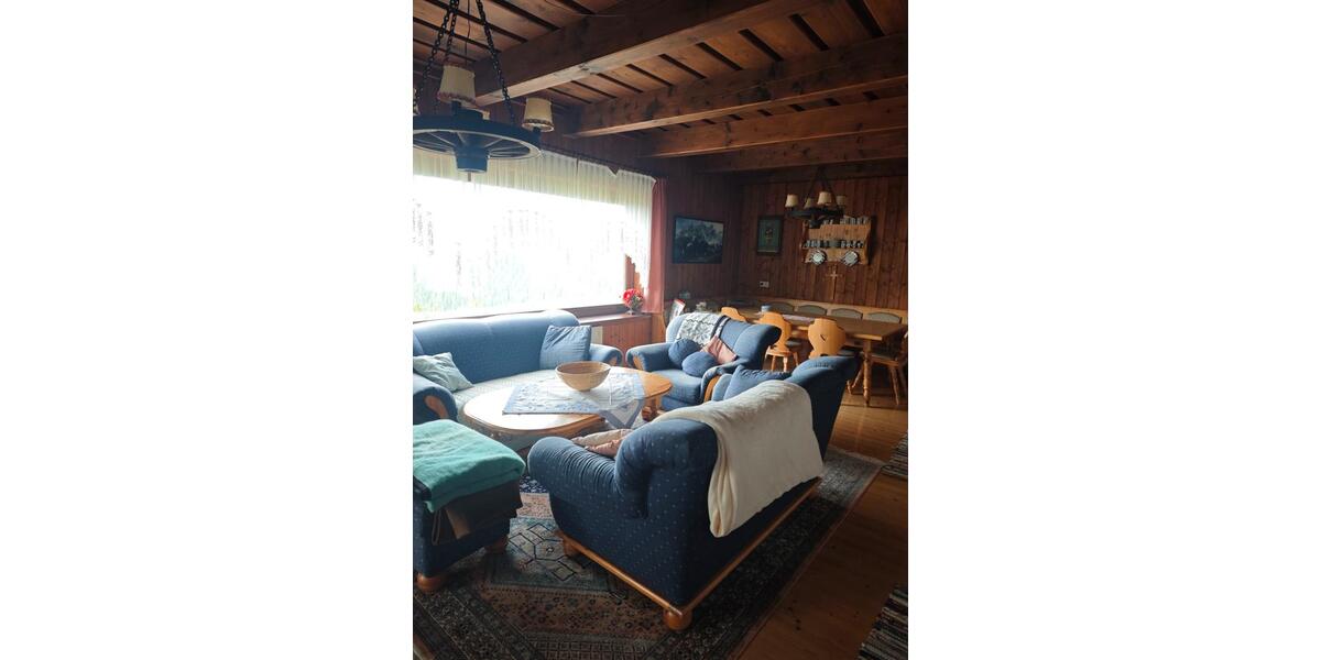 Einfamilienhaus Unterföhring - 8 Zimmer, 250 m&sup2;, 375.000&euro; | Angebot:27262376