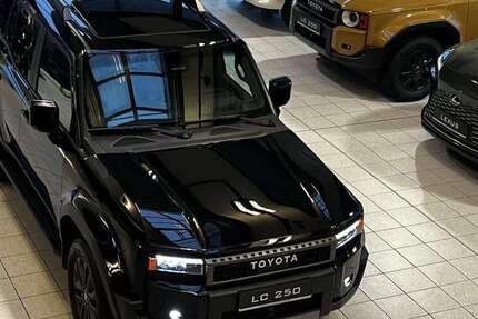 Toyota Land Cruiser 2.884 km 91.595 € Poing bei München 85586