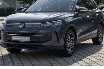VW Tiguan 25.617 km 30.191 &euro; München 80935