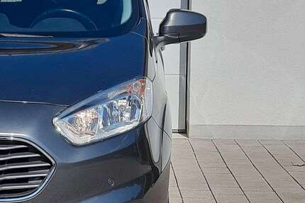 Ford Tourneo Courier 85.300 km 15.900 &euro; Aschheim 85609